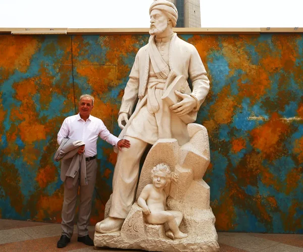 بازدید دکتر رشید کاکاوند و دکتر کزازی از سرزمین افسانهها؛ سفر اساتید ادب به قلب شاهنامه 1 kakavan(5)