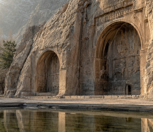 طاق بستان کرمانشاه؛ آدرس، تاریخچه، بهترین زمان بازدید و دیدنی های اطراف